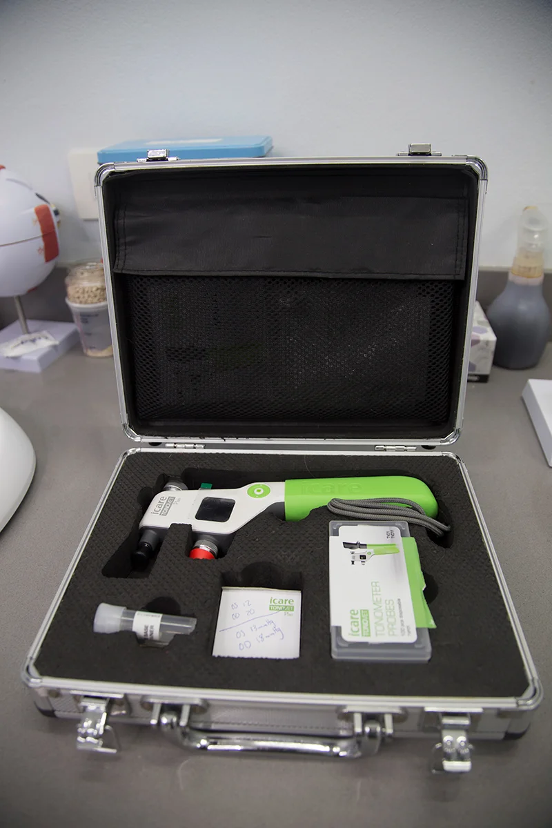 equipamiento-veterinario-Tonometro-cap